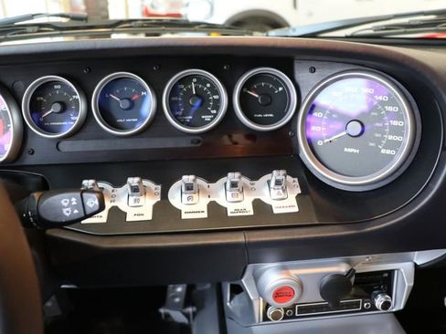 Used 2005 Ford GT image 25