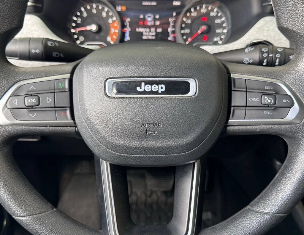 Used 2023 Jeep Compass Sport AWD/4WD image 6