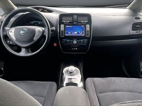 Used 2014 Nissan Leaf SV w/ LED & Quick Charge Package image 7