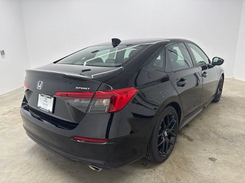 Used 2023 Honda Civic Sport image 6