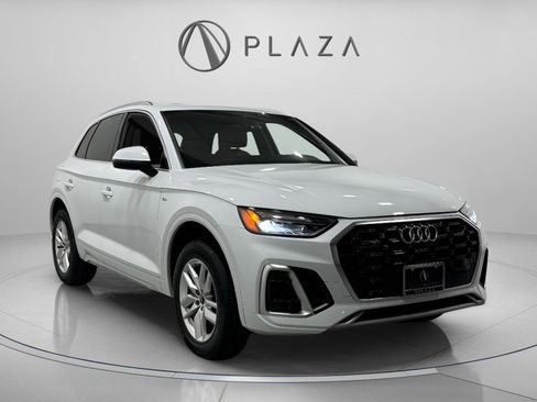 Certified 2023 Audi Q5 2.0T Premium w/ Convenience Package image 7