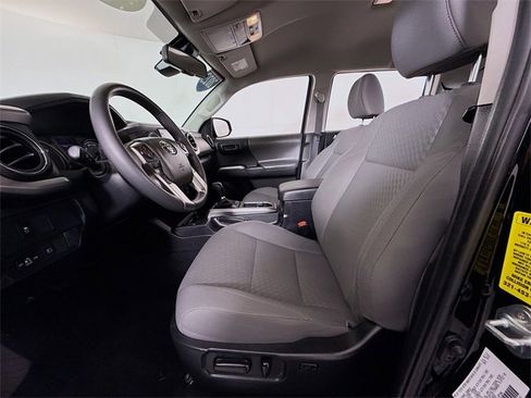 Certified 2023 Toyota Tacoma SR5 image 6