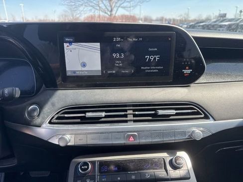 Used 2021 Hyundai Palisade Limited image 16