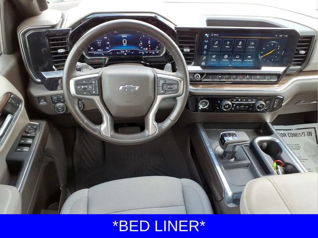 Used 2024 Chevrolet Silverado 1500 RST w/ Z71 Off-Road Package AWD/4WD image 5