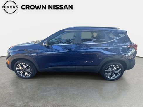 Used 2021 Kia Seltos EX image 4