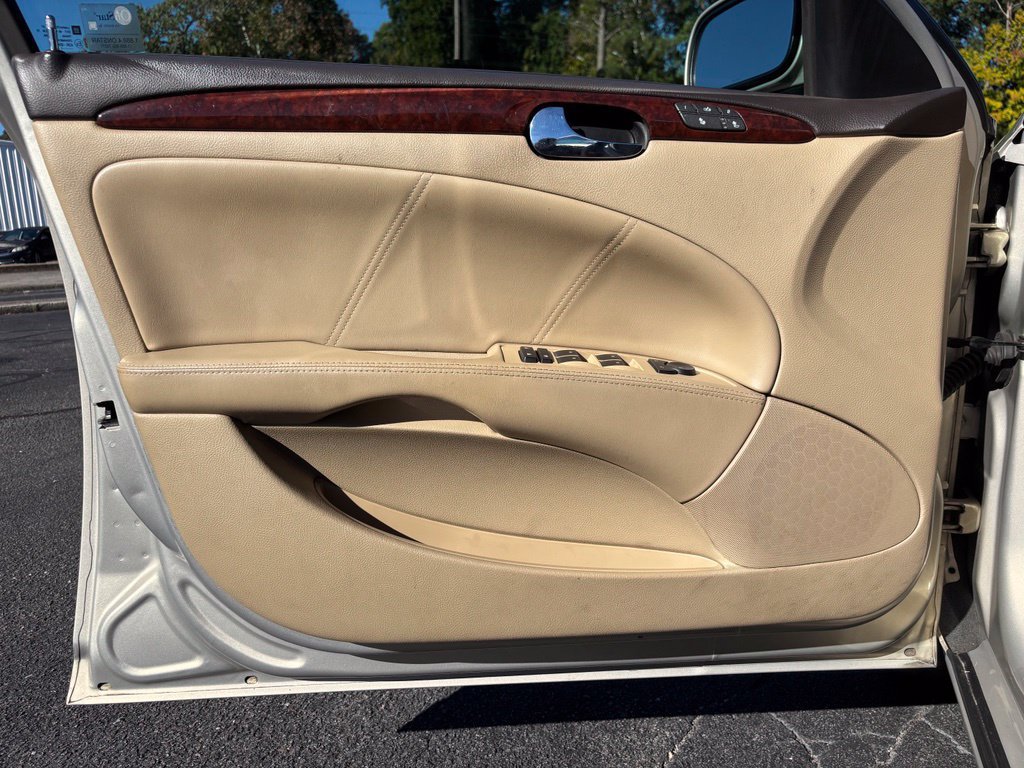 Used 2007 Buick Lucerne CXL FWD image 16