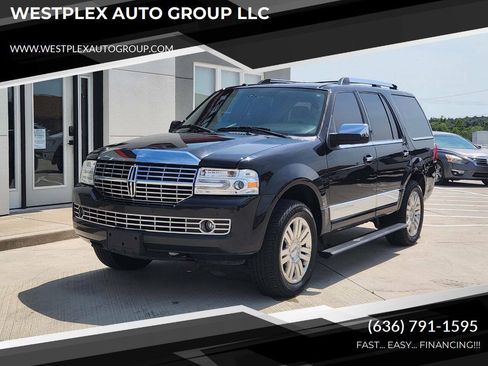 Used 2013 Lincoln Navigator 4WD image 1