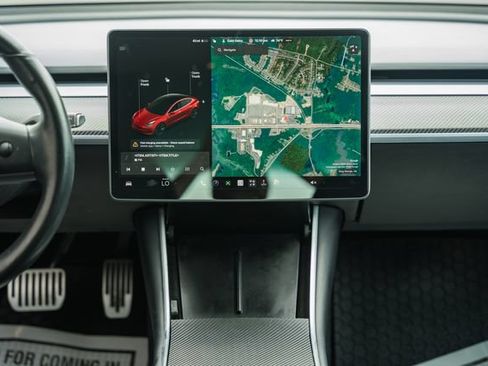 Used 2018 Tesla Model 3 Long Range AWD/4WD image 27