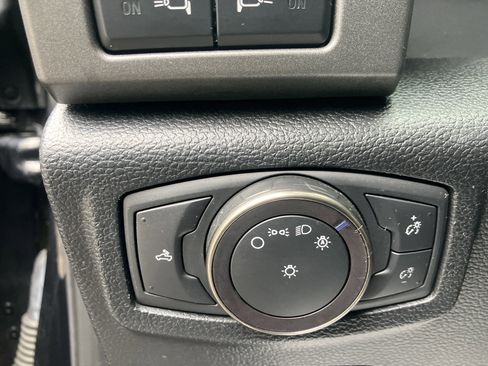 Used 2020 Ford F150 Raptor w/ Equipment Group 802A Luxury image 20