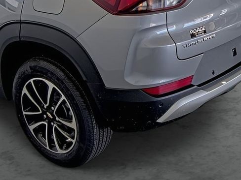 New 2026 Chevrolet TrailBlazer LT w/ Convenience Package FWD image 9