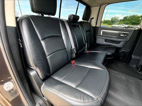 Used 2017 RAM 1500 Big Horn AWD/4WD image 32