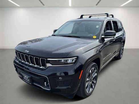 Used 2023 Jeep Grand Cherokee L Overland w/ Luxury Tech Group IV image 2