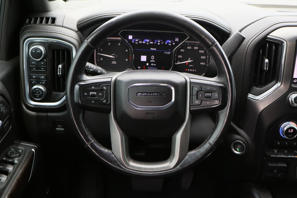 Used 2022 GMC Sierra 3500 Denali AWD/4WD image 14