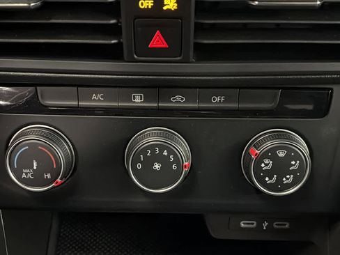 Used 2023 Volkswagen Jetta S image 17