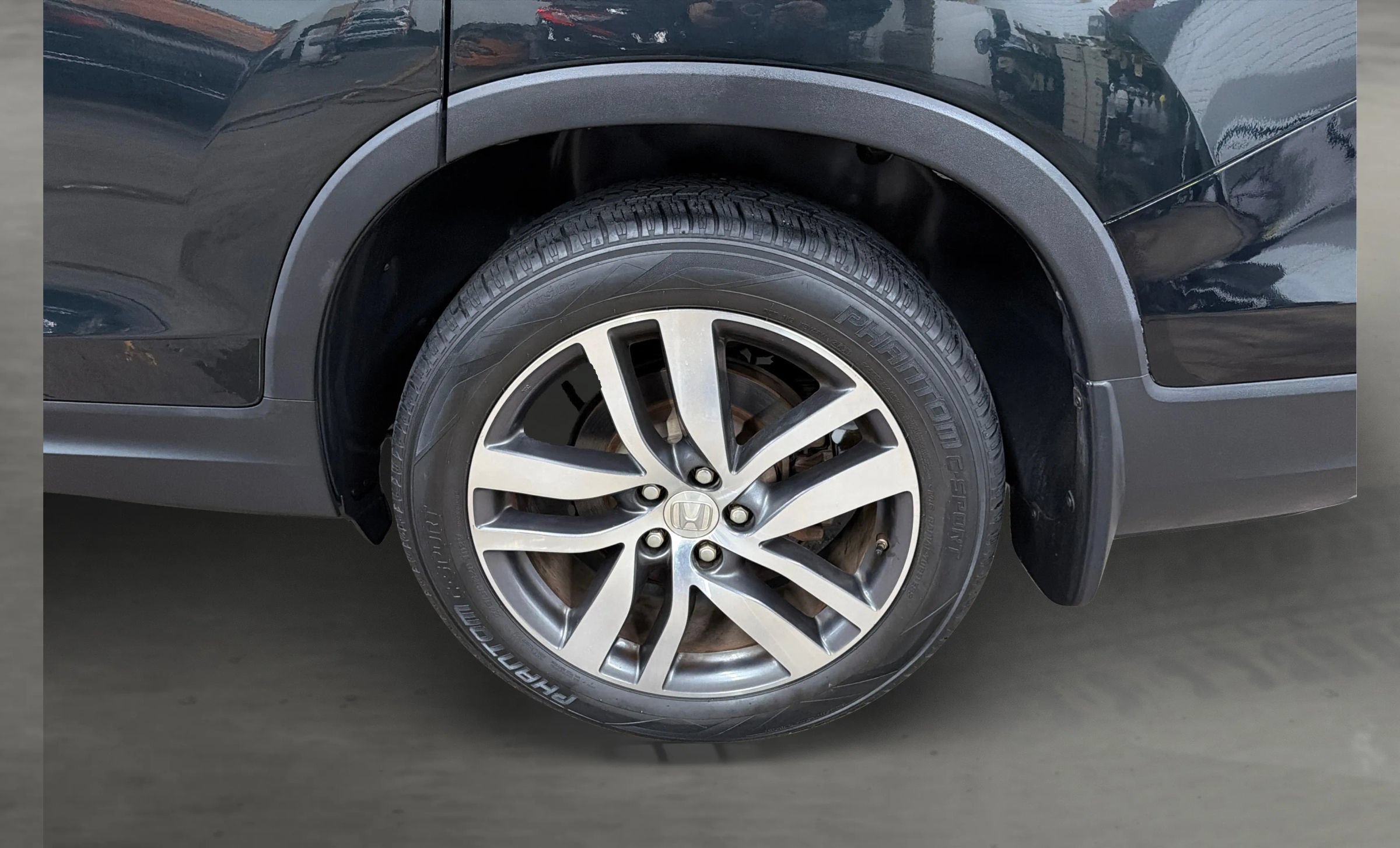Used 2017 Honda Pilot Touring image 49