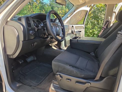 Used 2013 GMC Sierra 2500 SLE w/ SLE Preferred Package image 19