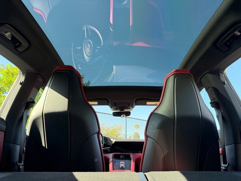 Certified 2024 Porsche Taycan RWD image 37