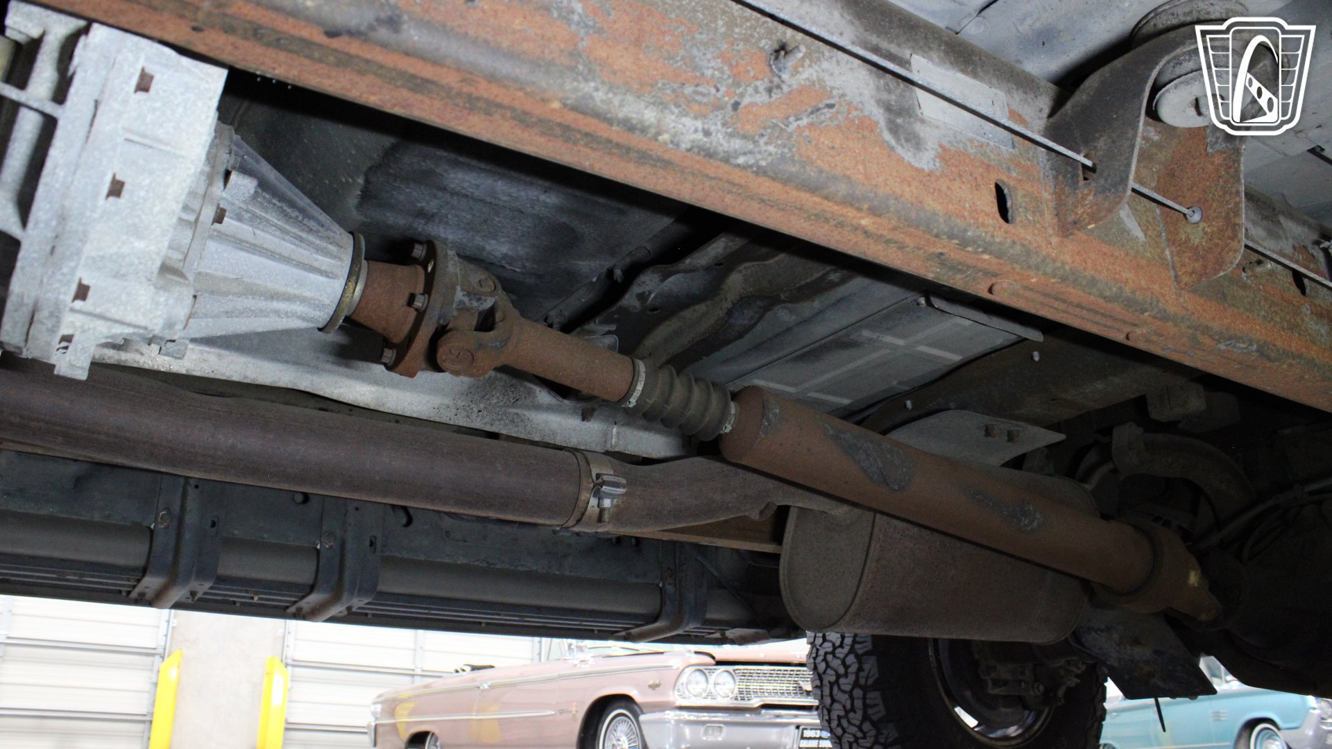 Used 2001 Ford Excursion Limited AWD/4WD image 18