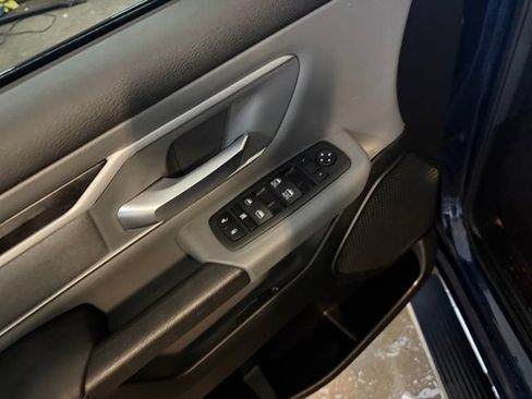 Certified 2023 RAM 1500 Big Horn AWD/4WD image 15