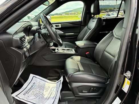 Used 2023 Ford Explorer ST w/ Technology Package AWD/4WD image 8