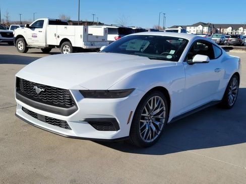 New 2026 Ford Mustang Premium image 4