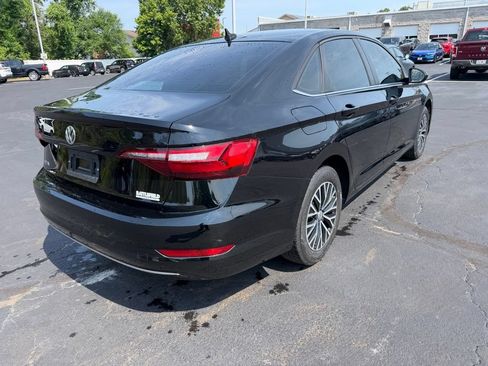 Used 2021 Volkswagen Jetta SE w/ SE Cold Weather Package FWD image 7