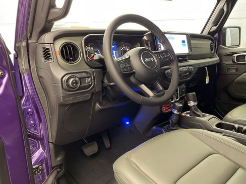 New 2026 Jeep Gladiator Mojave image 14