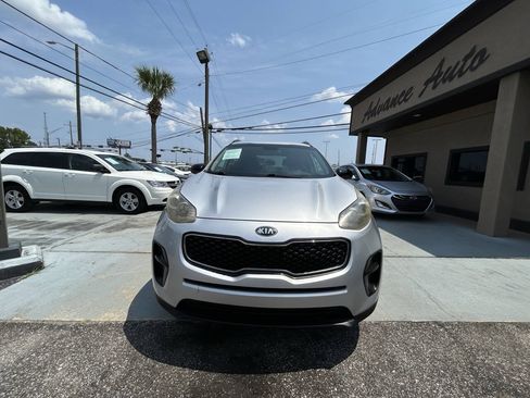 Used 2017 Kia Sportage LX w/ LX Popular Package FWD image 6