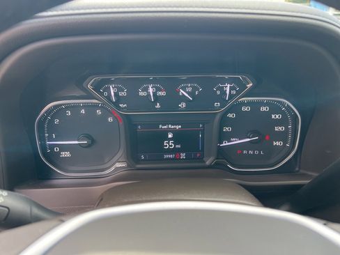 Used 2022 GMC Sierra 1500 SLT w/ X31 Off-Road Package image 17