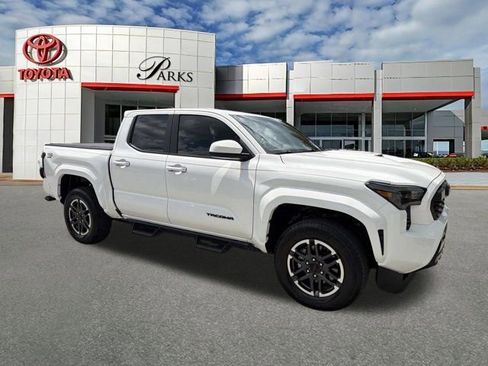 Certified 2025 Toyota Tacoma TRD Sport RWD image 1