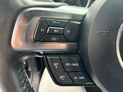 Used 2019 Ford Mustang GT RWD image 23