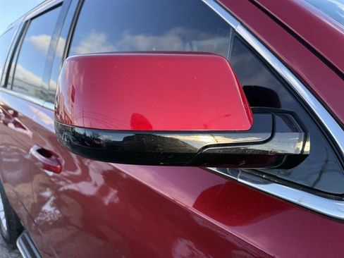 Used 2015 GMC Yukon SLT w/ Open Road Package image 12