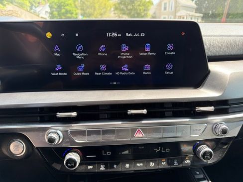 Certified 2024 Kia Telluride S w/ S Sunroof Package AWD/4WD image 23