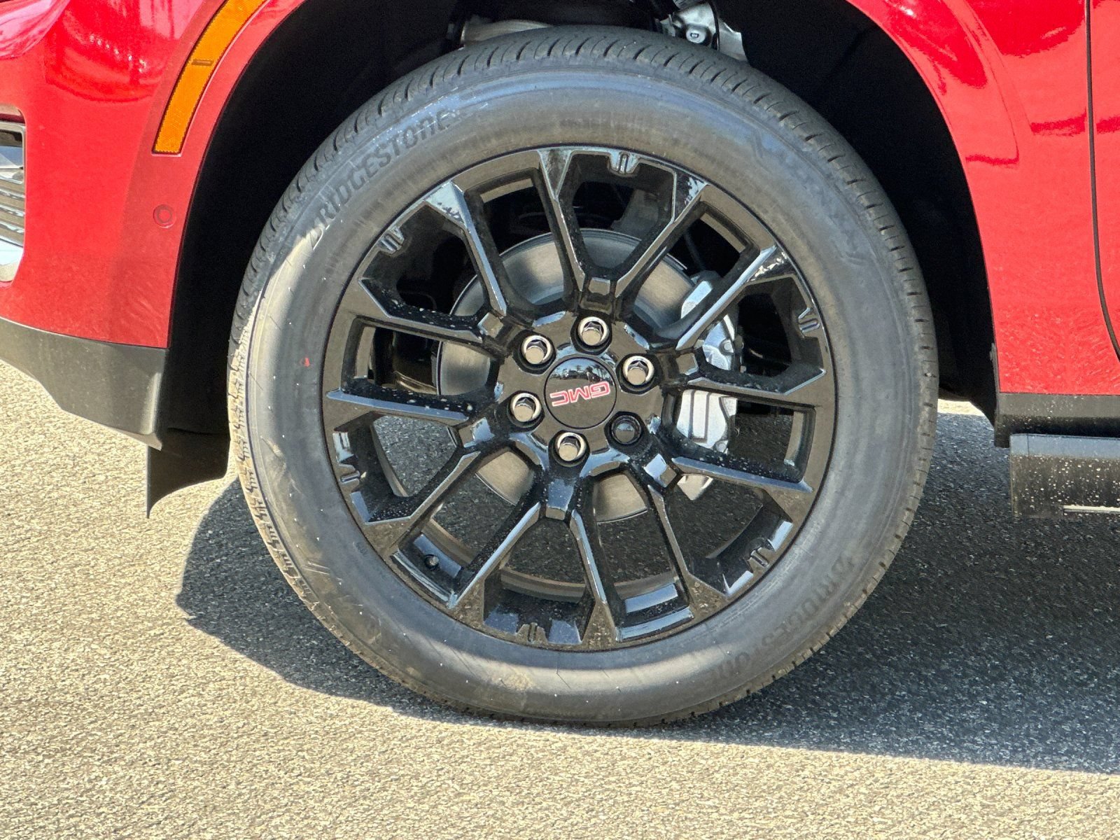 New 2026 GMC Yukon Denali w/ Sun & Power Step Package AWD/4WD image 26
