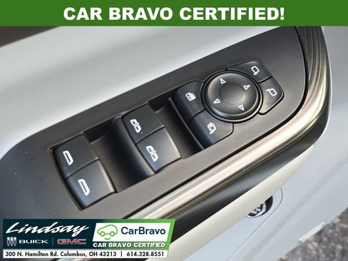 Certified 2023 GMC Acadia SLT w/ Preferred Package image 22