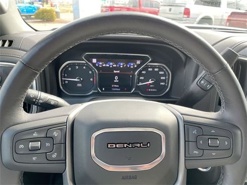 Used 2022 GMC Sierra 1500 Denali w/ Driver Alert Package II image 19