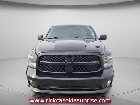 Used 2014 RAM 1500 Express w/ Black Ram 1500 Express Group RWD image 4