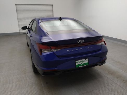 Used 2023 Hyundai Elantra SEL w/ Convenience Package image 6