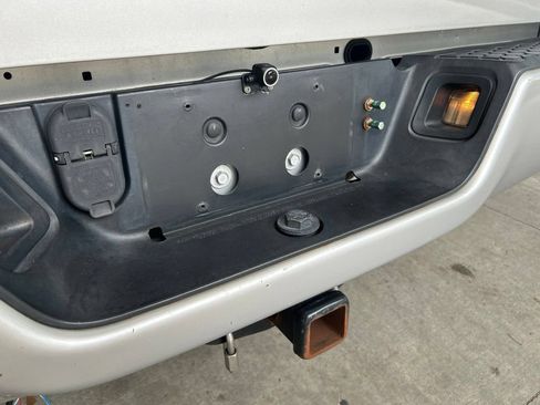 Used 2019 RAM 1500 Express RWD image 21