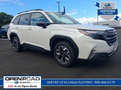 Used 2026 Subaru Forester Premium AWD/4WD image 1
