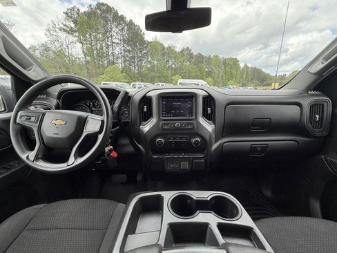 Used 2021 Chevrolet Silverado 1500 Custom AWD/4WD image 7