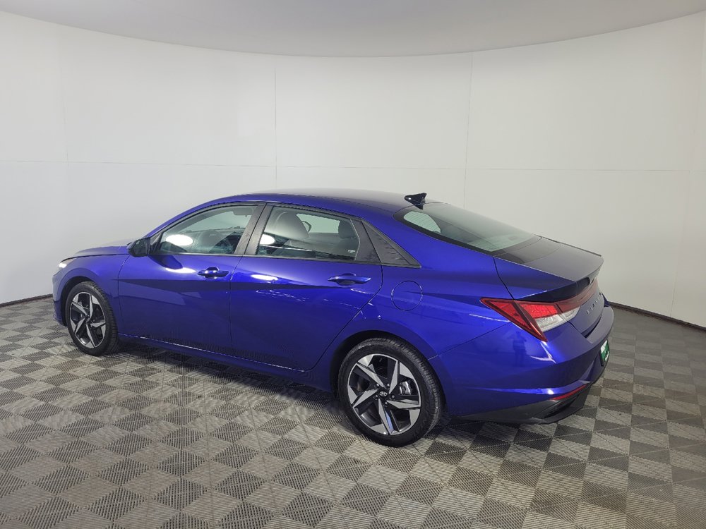 Used 2023 Hyundai Elantra SEL w/ Convenience Package FWD image 13