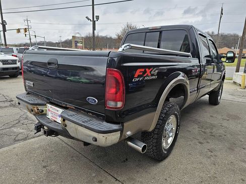 Used 2006 Ford F350 Lariat AWD/4WD image 6