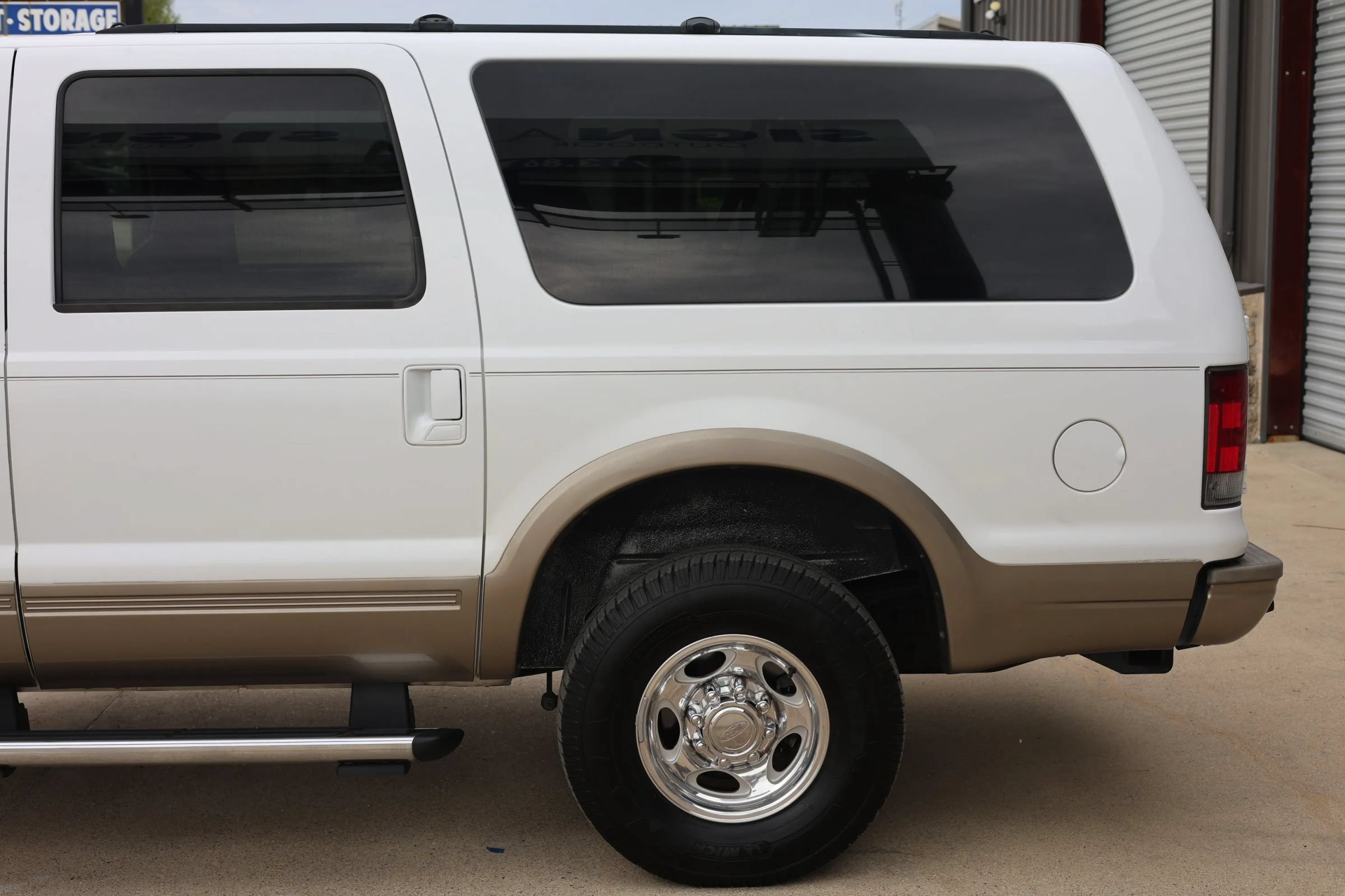Used 2004 Ford Excursion Eddie Bauer AWD/4WD image 16