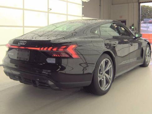 Used 2022 Audi e-tron GT Premium Plus AWD/4WD image 3