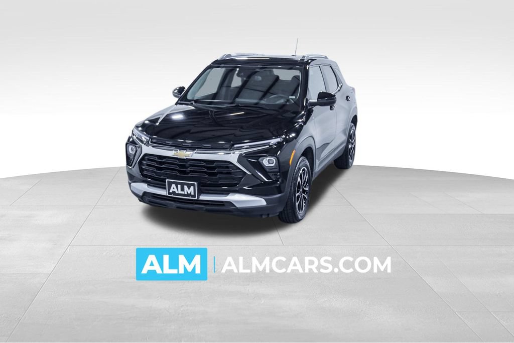 Used 2025 Chevrolet TrailBlazer LT AWD/4WD image 1