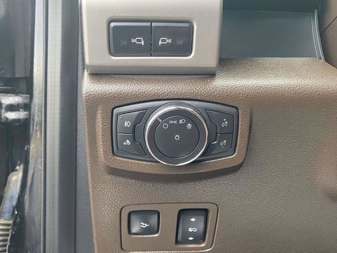 Used 2019 Ford F250 King Ranch w/ King Ranch Ultimate Package image 19