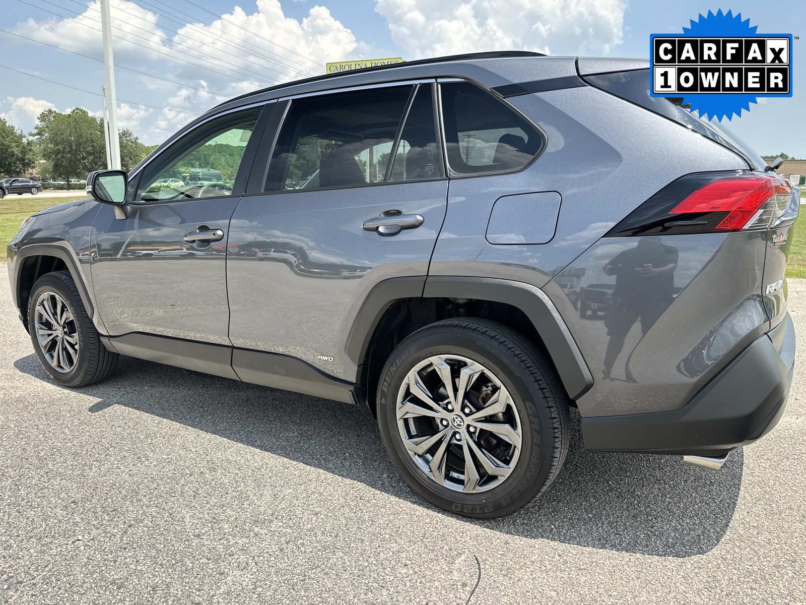 Used 2025 Toyota RAV4 XLE Premium w/ Weather Package AWD/4WD image 6