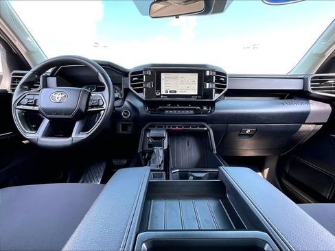 Used 2024 Toyota Tundra SR AWD/4WD image 21