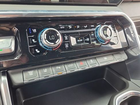 Used 2026 GMC Sierra 3500 Denali Ultimate AWD/4WD image 29
